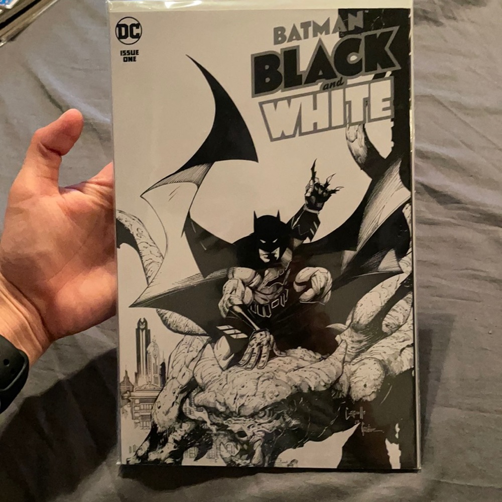 DC BATMAN black and white issue one